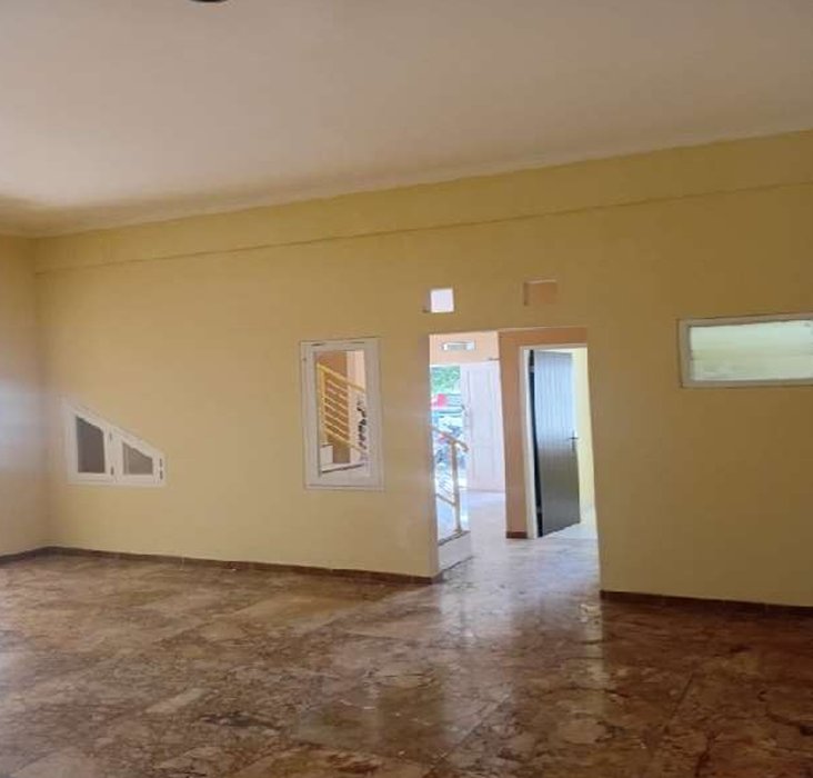 RUMAH HOOK AREA KOMERSIL, LT 138 M2,GRIYA BUKIT JAYA BLOK H9, GN PUTRI - Foto 2