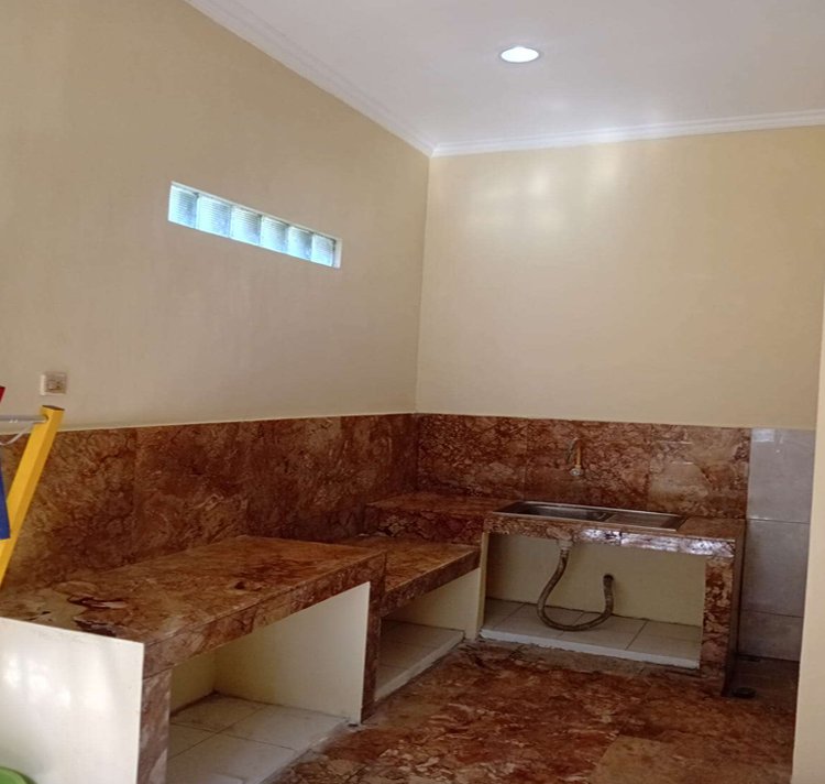 RUMAH HOOK AREA KOMERSIL, LT 138 M2,GRIYA BUKIT JAYA BLOK H9, GN PUTRI - Foto 8