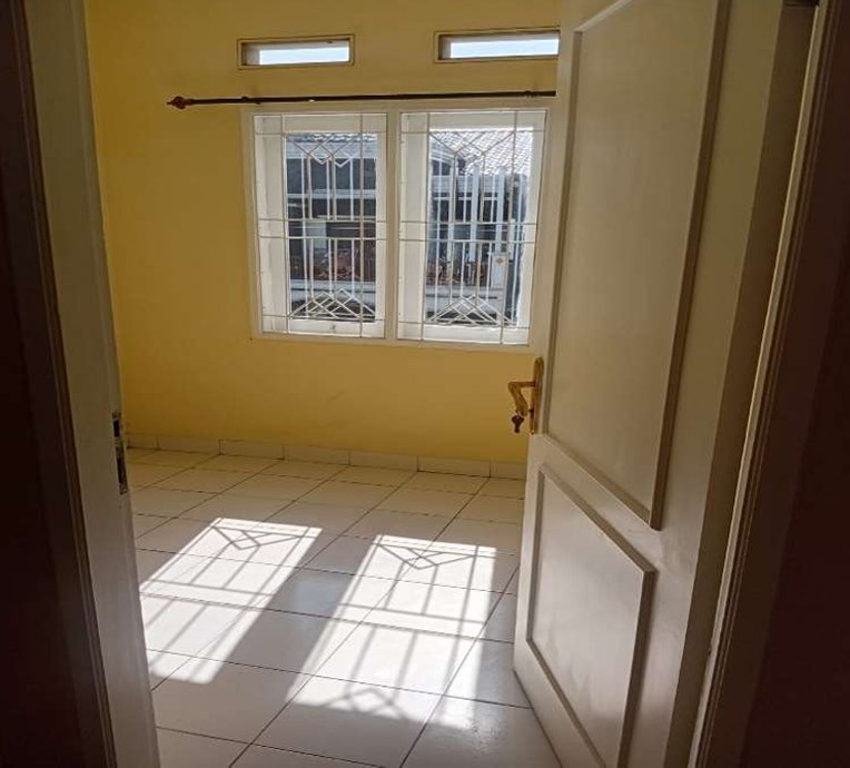 RUMAH HOOK AREA KOMERSIL, LT 138 M2,GRIYA BUKIT JAYA BLOK H9, GN PUTRI - Foto 10