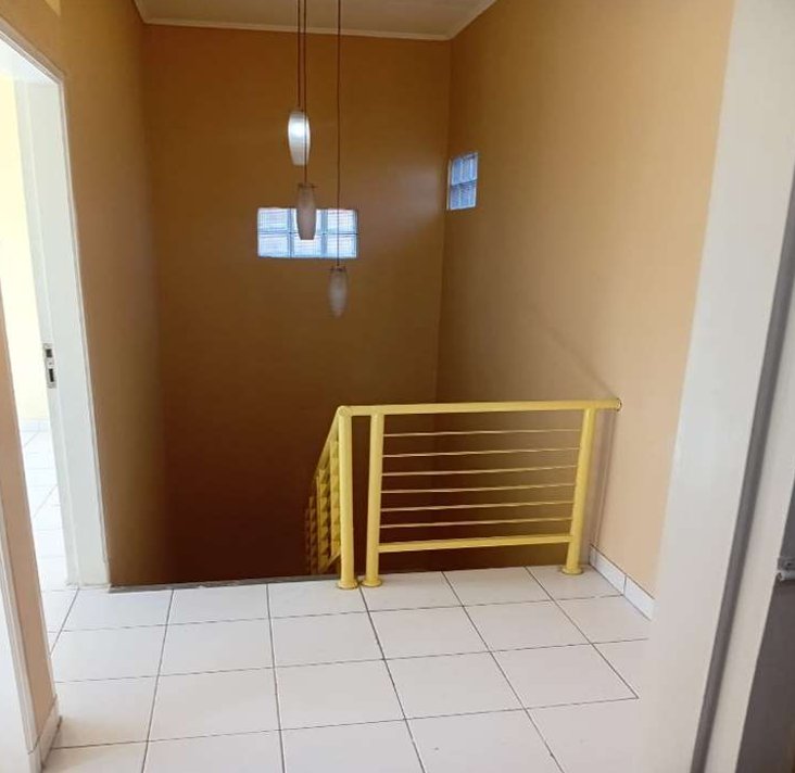 RUMAH HOOK AREA KOMERSIL, LT 138 M2,GRIYA BUKIT JAYA BLOK H9, GN PUTRI - Foto 12