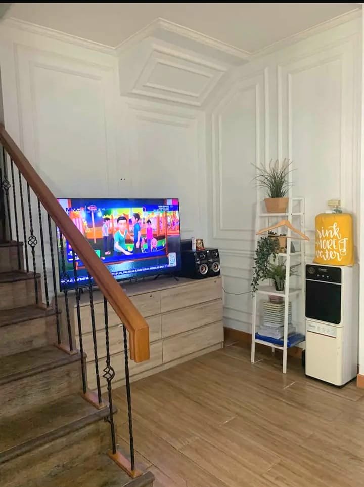 Rumah Cantik Estetik Siap Huni dekat Stasiun Sudimara di Ciputat, Tangerang Selatan - Foto 11