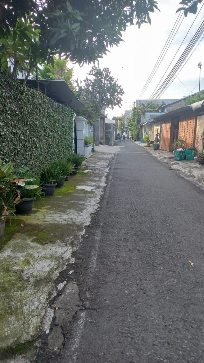 Dijual  Tanah Bonus Bangunan Ruang Kantor & Gudang Siap Pakai di Manahan, Solo - Foto 4