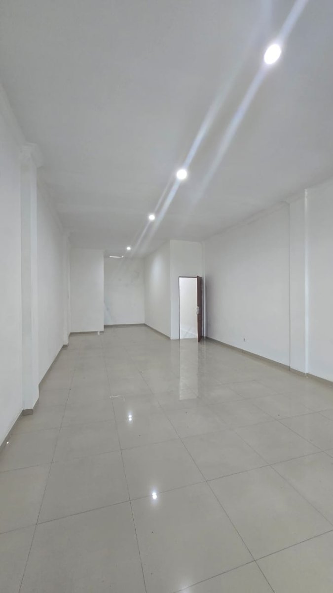 Dijual Ruko Strategis Dekat Jalan Veteran Tipes Serengan Solo, Lokasi Tengah Kota - Foto 5