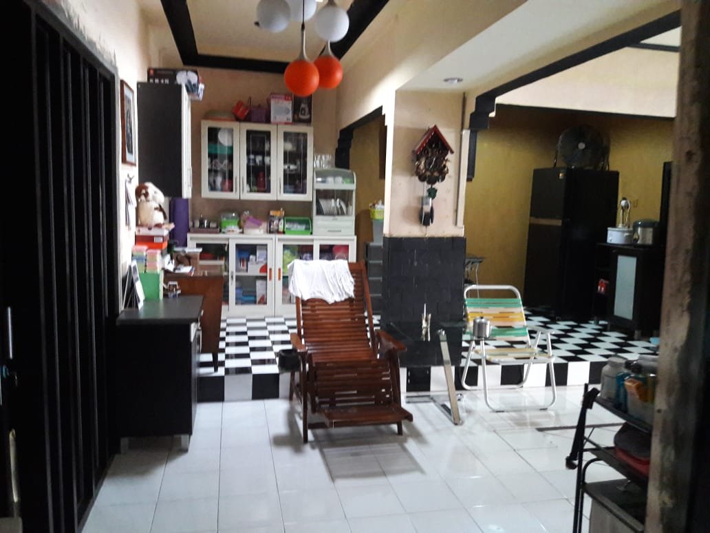 Dijual Rumah Siap Huni di Pucang Sawit Jebres Solo - Foto 3