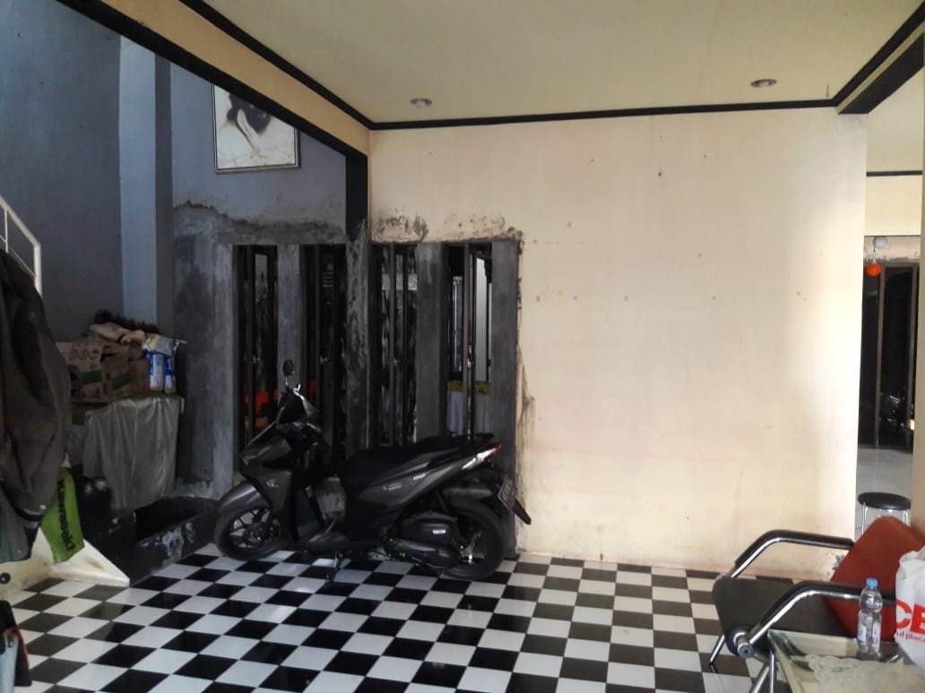 Dijual Rumah Siap Huni di Pucang Sawit Jebres Solo - Foto 6