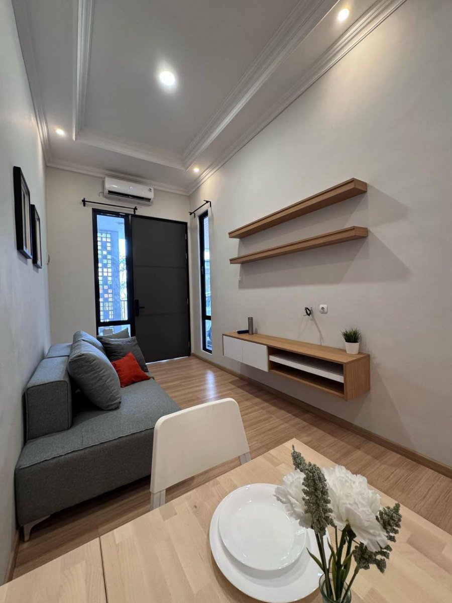 Dijual rumah cantik di GRIYA ASRI, PAKUWON CITY Kec Mulyorejo Surabaya - Foto 3