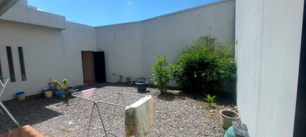 Dijual Rumah Mewah Minimalis di Cluster Elite Dekat Mall The Park Solo Baru - Foto 2