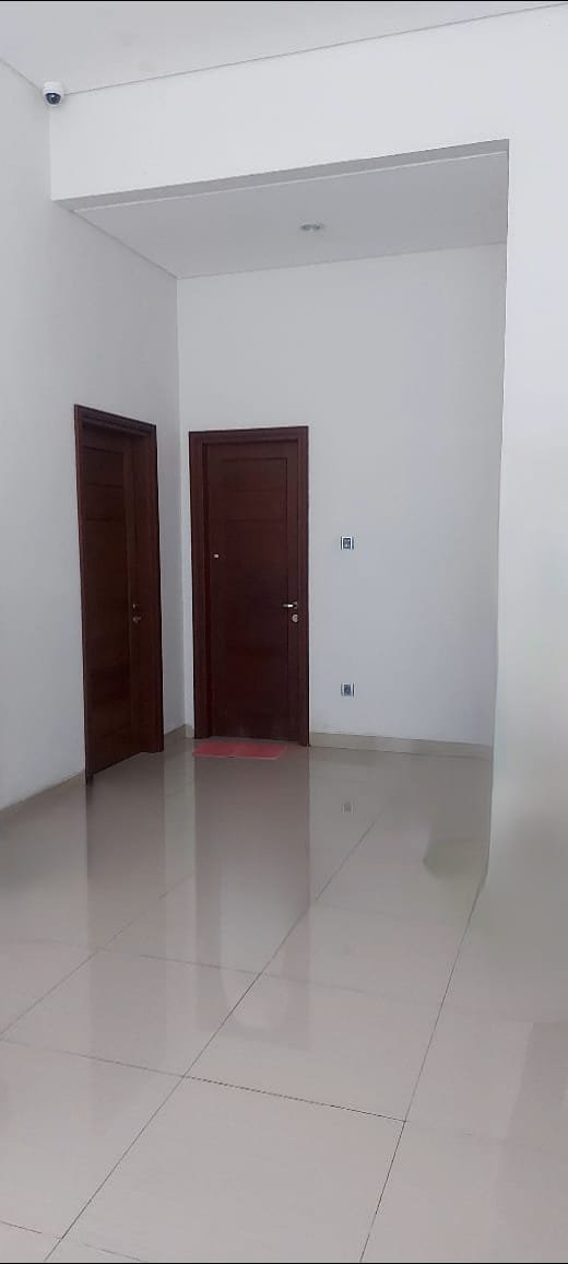 Dijual Rumah Mewah Minimalis di Cluster Elite Dekat Mall The Park Solo Baru - Foto 4