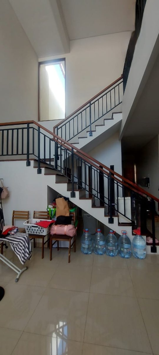 Dijual Rumah Mewah Minimalis di Cluster Elite Dekat Mall The Park Solo Baru - Foto 8