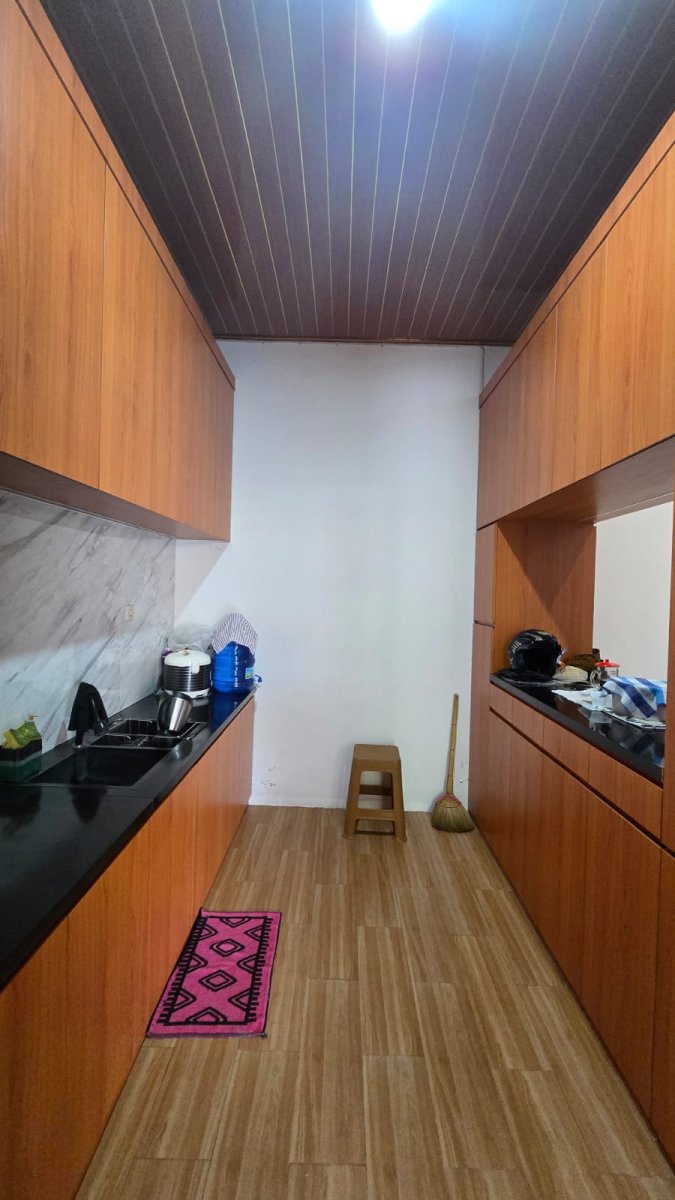 Dijual Rumah Bagus Mewah Siap Pakai di Mojosongo Jebres Solo - Foto 4