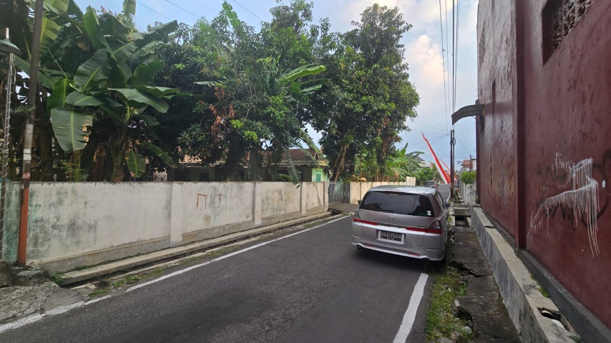 Tanah Bagus Siap Bangun Dekat Jalan Raya Utama di Pajang, Laweyan, Solo - Foto 12