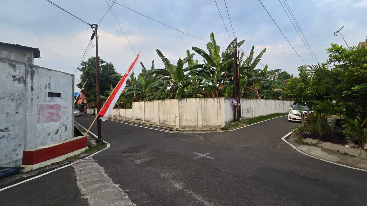 Tanah Bagus Siap Bangun Dekat Jalan Raya Utama di Pajang, Laweyan, Solo. Cocok untuk Rumah Tinggal, Townhouse, Ruang Usaha, Kantor, atau Kost Elite. - Foto 9