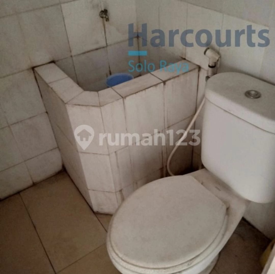 Dijual Ruko Bagus Strategis Dekat Balai Kota & Jalan Slamet Riyadi Solo - Foto 9