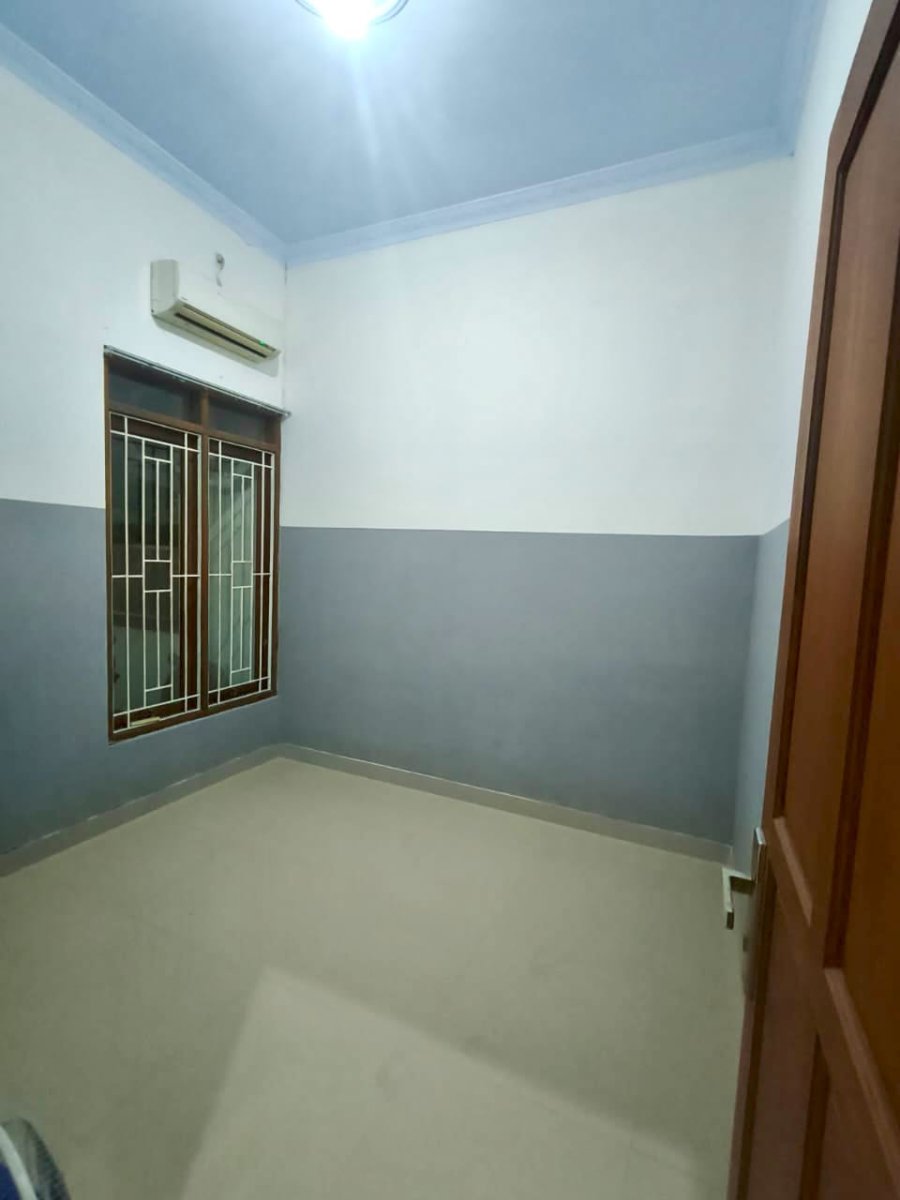 Dijual Rumah Bagus, Lokasi : Cluster Elite di Gentan, Solo - Foto 5