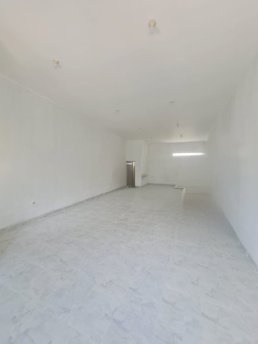 Disewakan Ruko Strategis Pinggir Jalan RE Martadinata Jebres Solo, Depan Pasar Tanggul - Foto 6