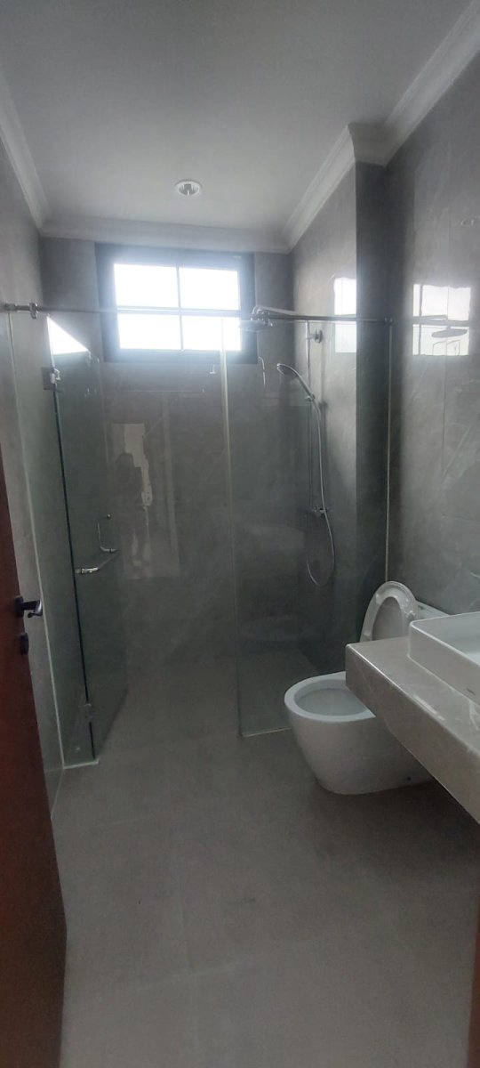 Rumah Cantik di Rosewood Summarecon Bogor – Cluster Premium & Nyaman - Foto 2