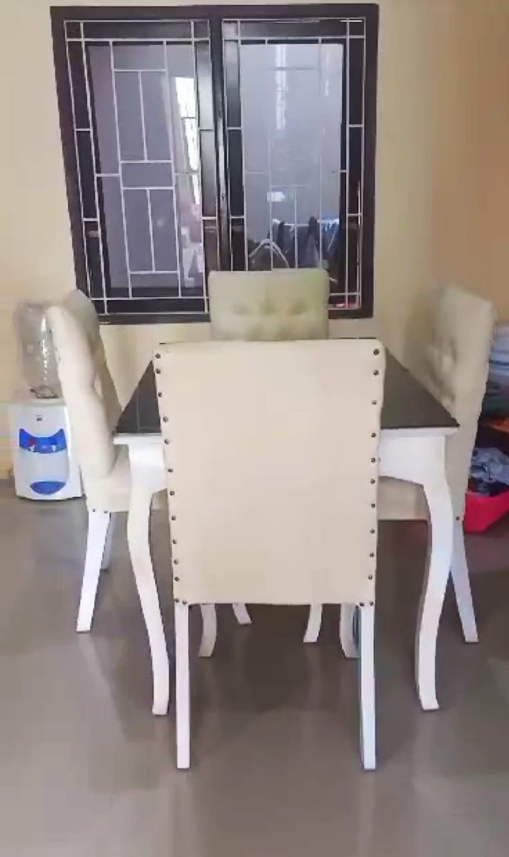 Rumah Bagus 2 Lantai Dengan Perabotan,  Lokasi : Perumahan di Sektor 10, Gedangan, Solo Baru - Foto 6