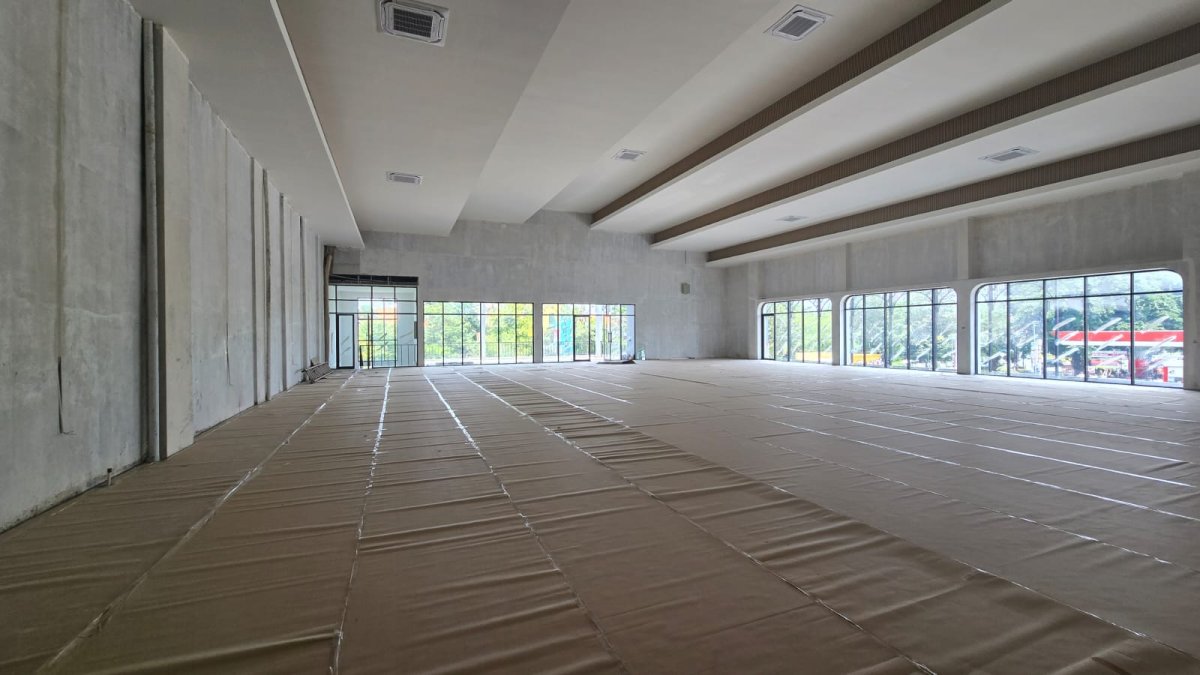 Disewakan Ruang Usaha Strategis Jalan Adi Sucipto Kerten, Laweyan, Solo