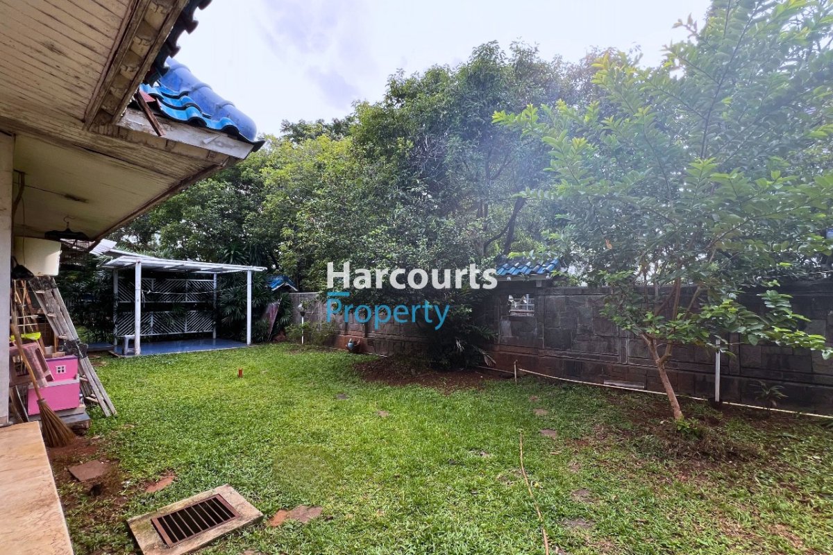 Dijual Rumah Klasik Hitung Tanah Posisi Hook Lokasi Tenang di Dalam Komplek Di Permata Hijau - Foto 5