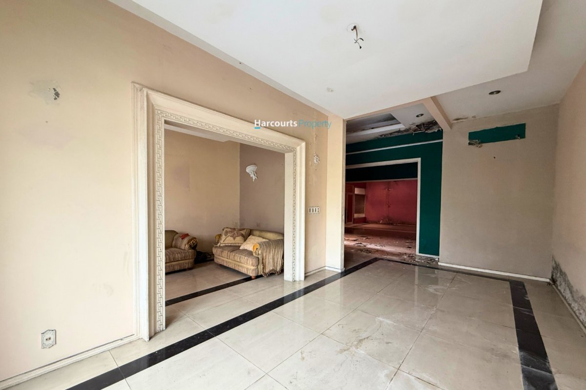 Dijual Rumah Lama Hitung Tanah Di Permata Hijau - Foto 2