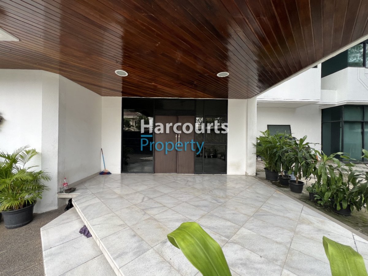 Dijual Rumah Lama Bagus dan Terawat di Permata Hijau - Foto 2