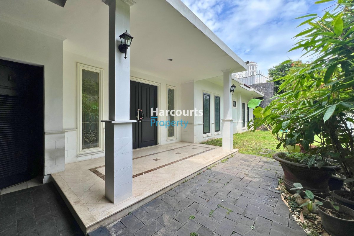 Dijual Rumah Bagus dan Terawat Lingkungan Tenang 15 Menit dari Senayan City Area di Permata Hijau - Foto 9