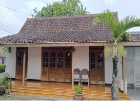 Rumah Lama Hitung Tanah di Pusat Kota Dekat Jalan Sukowati Sragen - Foto 3