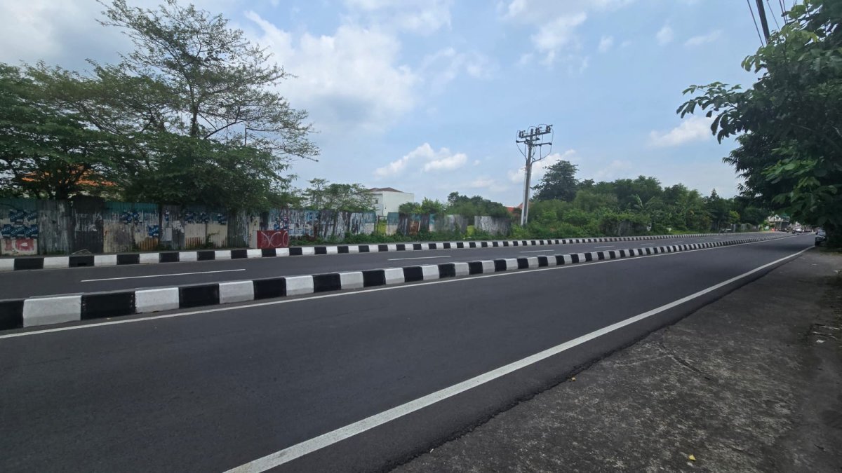Tanah Istimewa Strategis Dekat Jalan Slamet Riyadi Jajar Laweyan Solo, Cocok Untuk Hotel, Apartemen, Atau Kompleks Bisnis dan Perkantoran - Foto 2