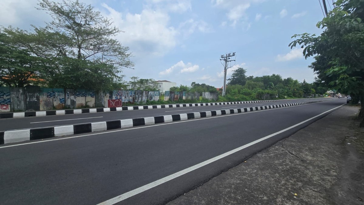 Tanah Istimewa Strategis Dekat Jalan Slamet Riyadi Jajar Laweyan Solo, Cocok Untuk Hotel, Apartemen, Atau Kompleks Bisnis dan Perkantoran - Foto 3