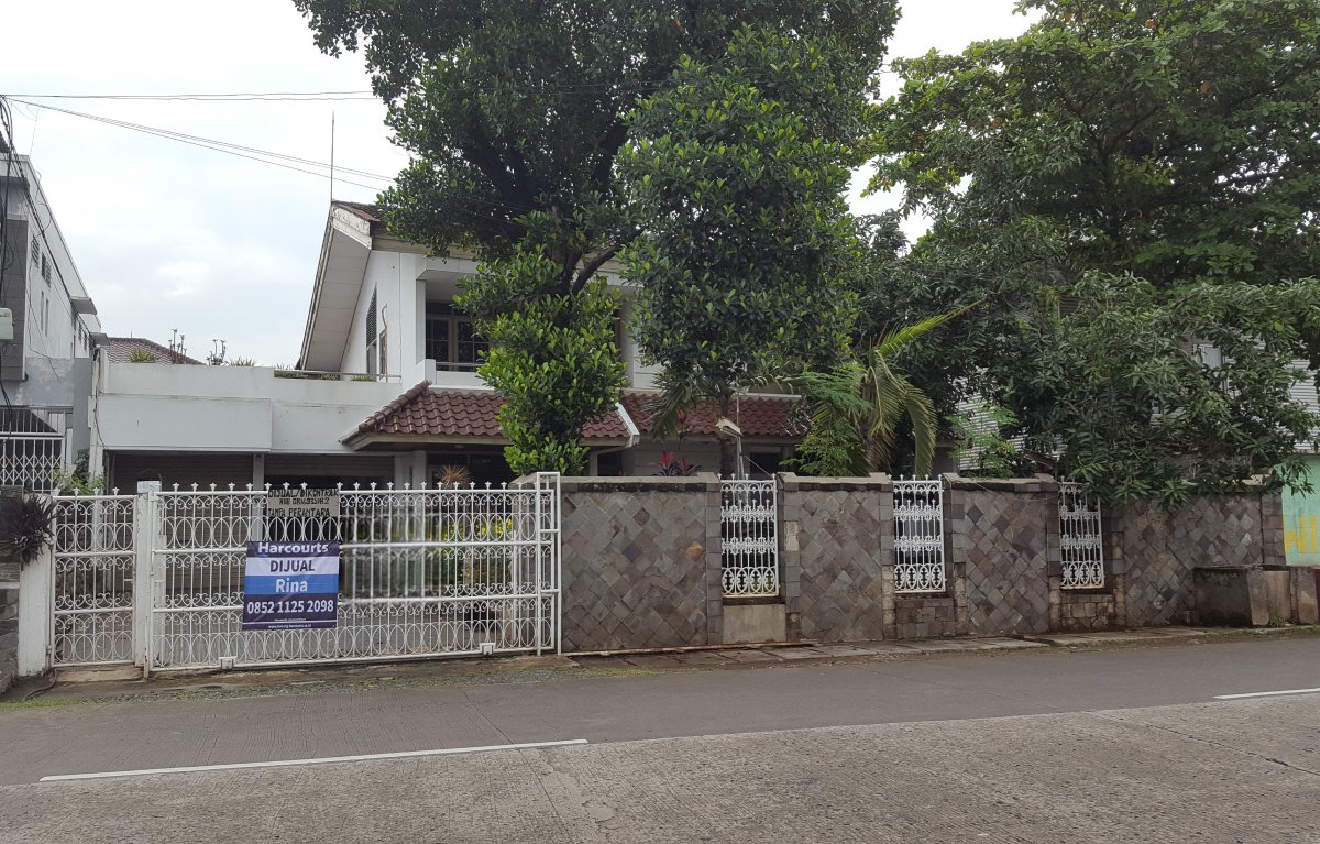 Jual rumah 2 lantai di Rawamangun, Jakarta Timur