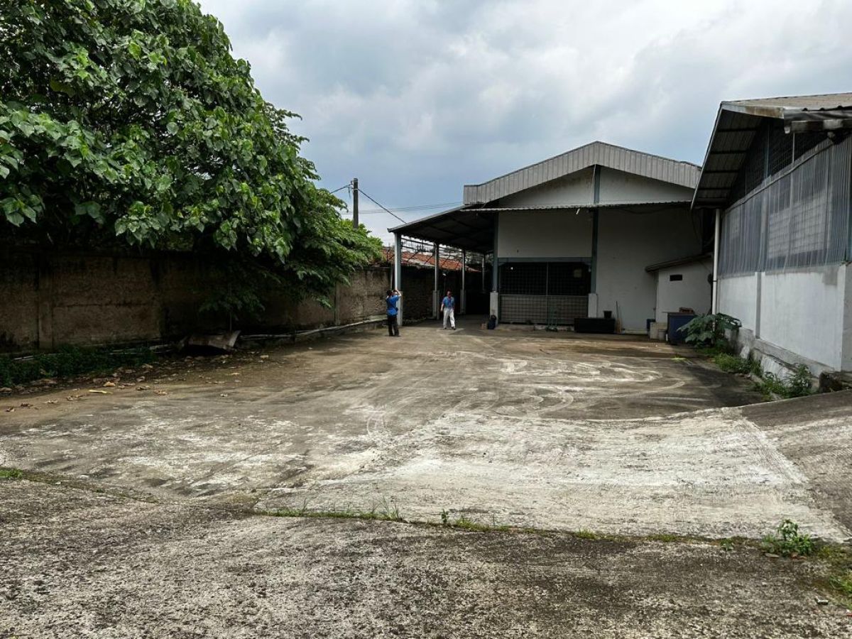 Dijual Tanah Diserpong Sudah Ada Gudang Sama Toko Kecil - Foto 4