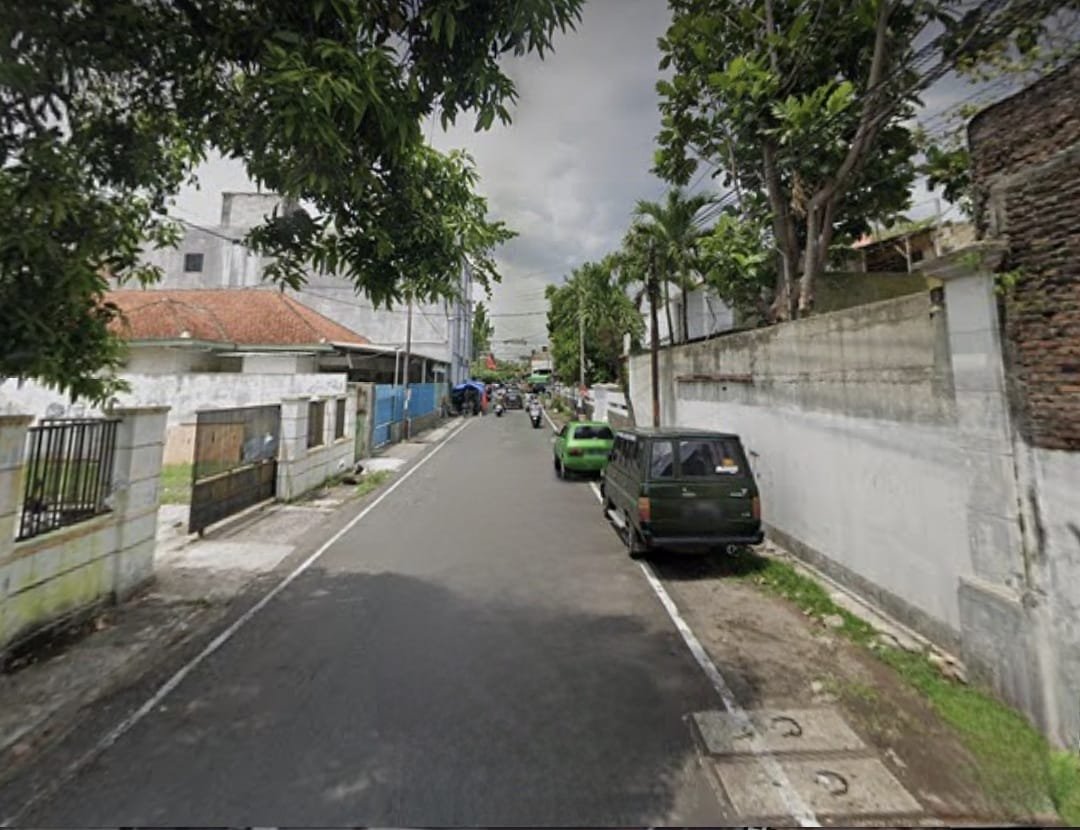 Tanah Strategis Dekat Jalan Bhayangkara Solo, Bonus Kolam Renang - Foto 2