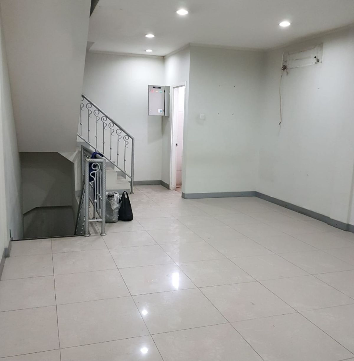 Jual ruko di Mampang Prapatan, Jakarta Selatan - Foto 2