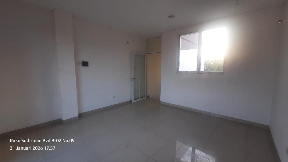 Disewakan Ruko Sudirman Boulevard - Cikarang Utara - Foto 14