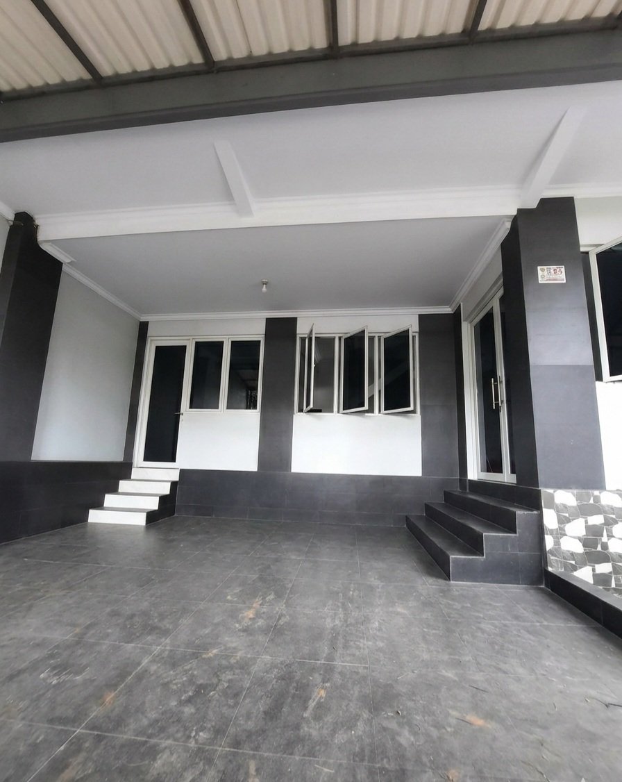 SEWA RUMAH 2 LANTAI 135 JUTA/TAHUN BEBAS BANJIR CONDET JAKARTA TIMUR - Foto 2