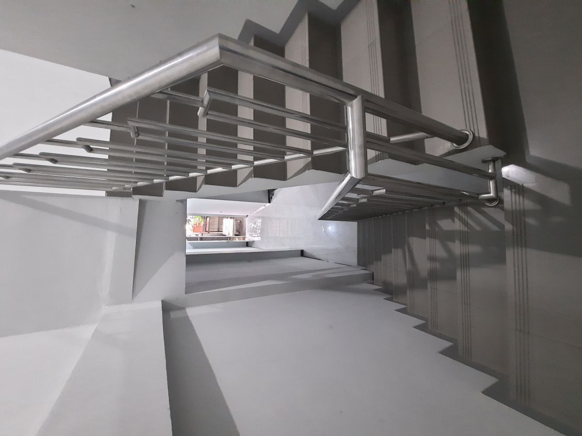 SEWA RUMAH 2 LANTAI 135 JUTA/TAHUN BEBAS BANJIR CONDET JAKARTA TIMUR - Foto 12