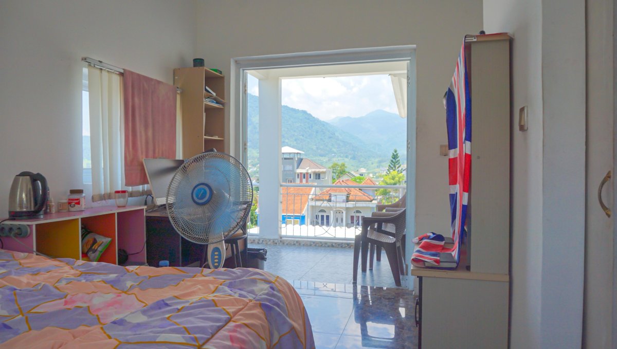 Rumah Eksklusif di Taman Legian Sentul City – Siap Huni - Foto 6