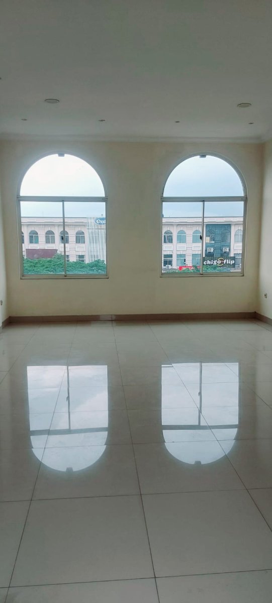 Sewa Ruko 4 Lantai di Green Lake City Cipondoh Tangerang GN - Foto 2