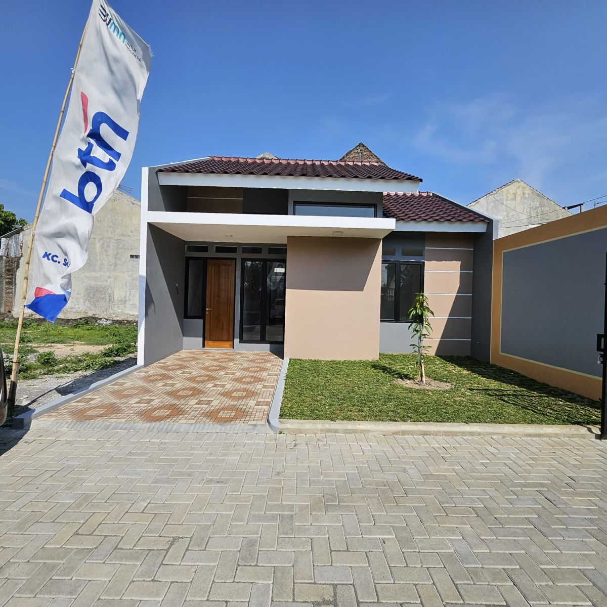 Rumah Baru Gress di Perumahan Cluster Palur Karanganyar Solo