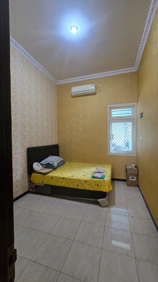 Rumah Induk dan Kost Exclusive di Dekat Kampus UNS di Petoran Jebres Solo - Foto 2