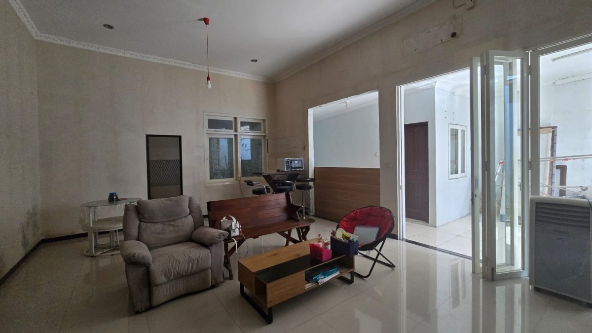 Rumah Induk dan Kost Exclusive di Dekat Kampus UNS di Petoran Jebres Solo - Foto 5