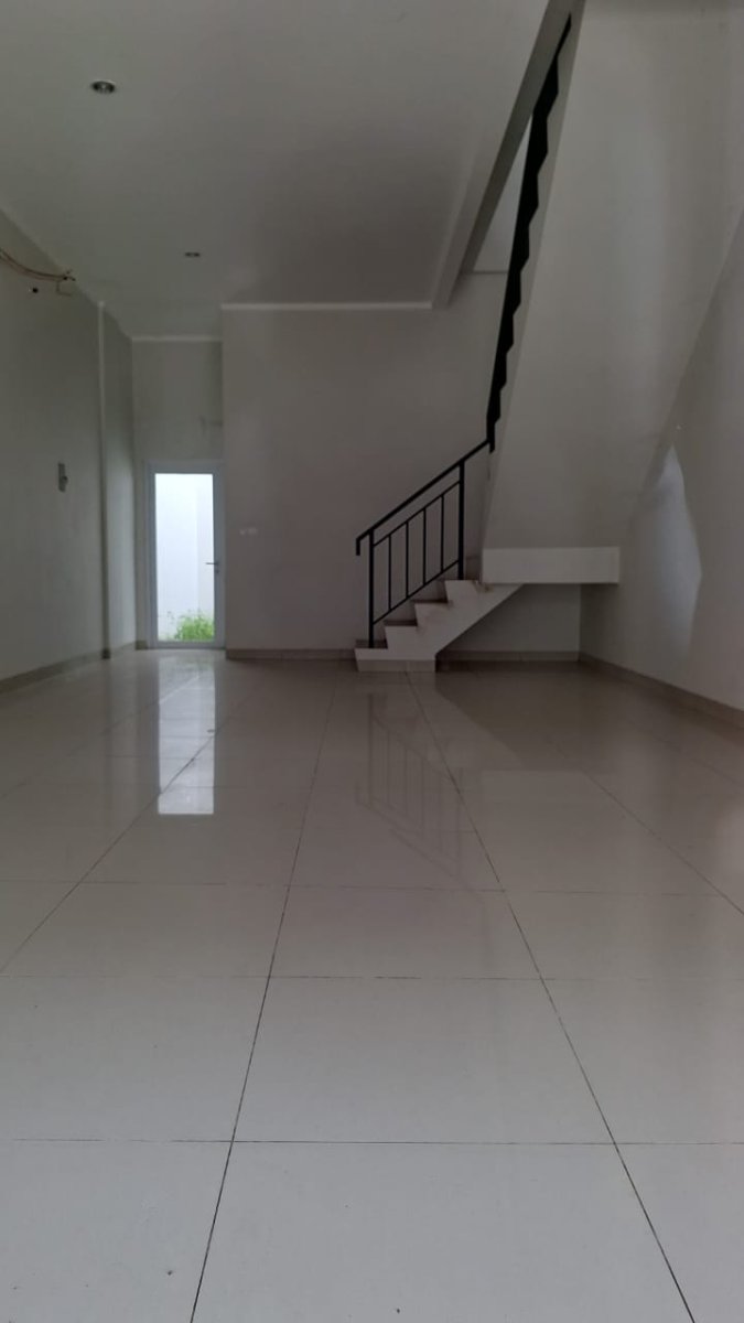 Dijual Ruko Summarecon Karawang Emeralds. Seberang Outlet - Jawa Barat - Foto 2