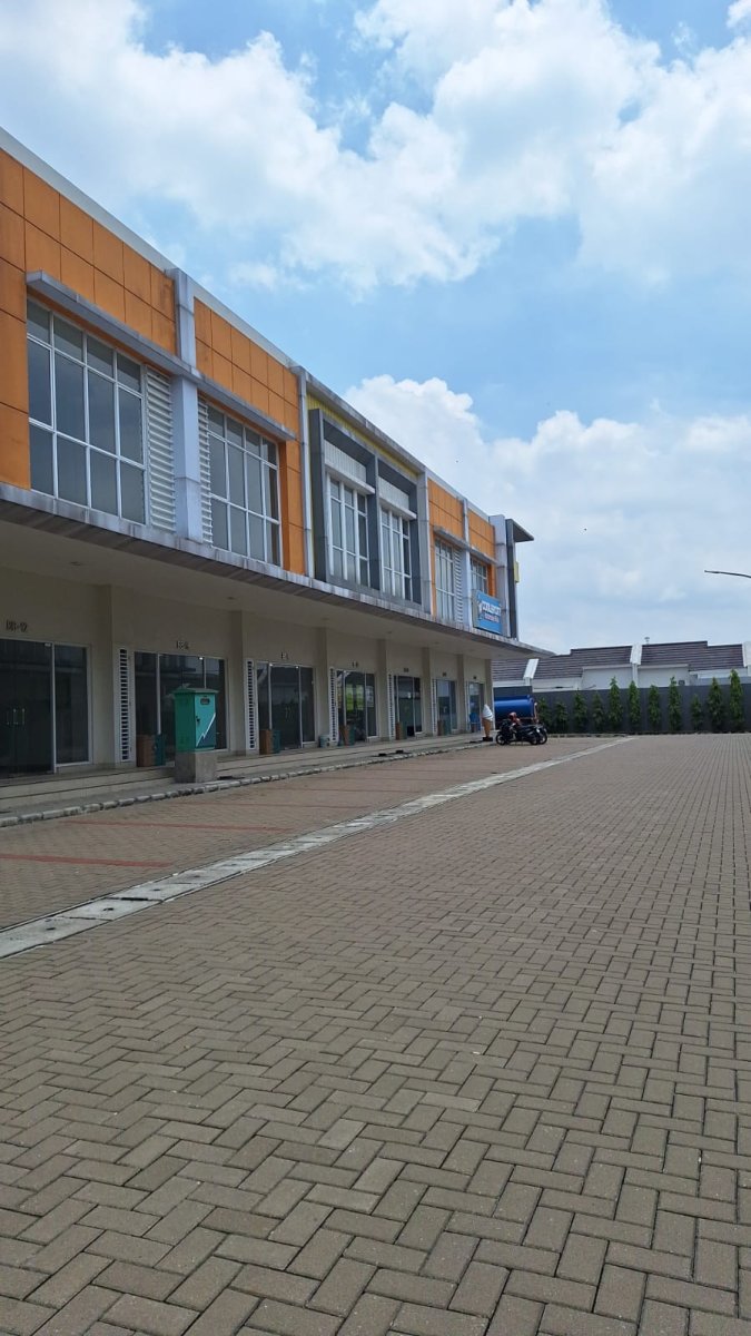 Dijual Ruko Summarecon Karawang Emeralds. Seberang Outlet - Jawa Barat - Foto 3