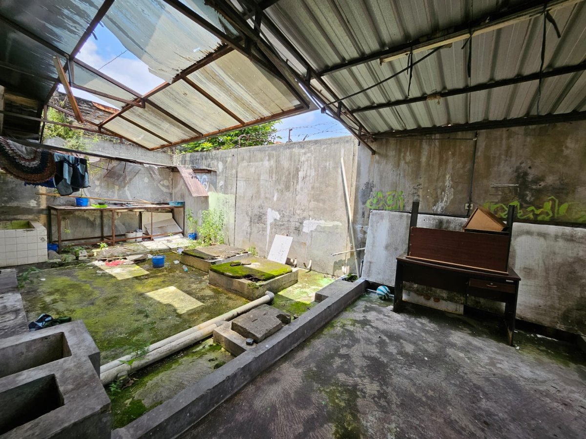 DiSewakan Ruang Usaha Bekas Rumah Makan Lokasi Strategis Di Sriwedari Solo - Foto 6