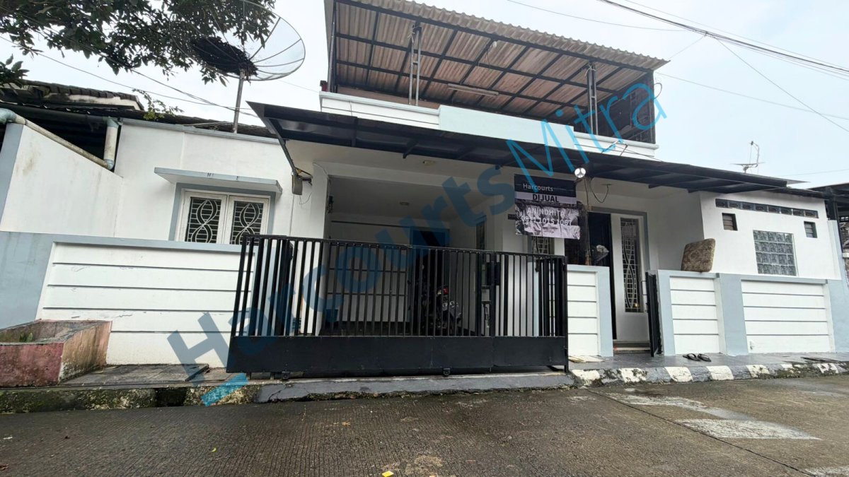 Rumah Terawat LT 160 LB 140 di Bukit Kencana Residence, Bebas Banjir