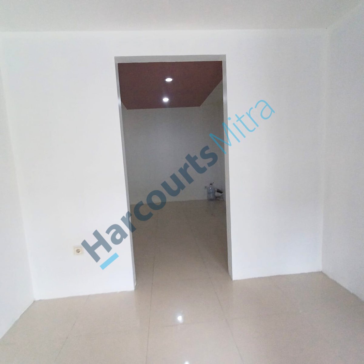 Rumah Terawat LT 160 LB 140 di Bukit Kencana Residence, Bebas Banjir - Foto 6