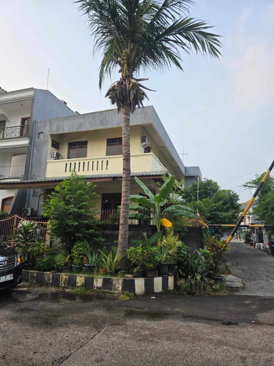Dijual Rumah Di Summagung, Kelapa Gading - Jakarta Utara
