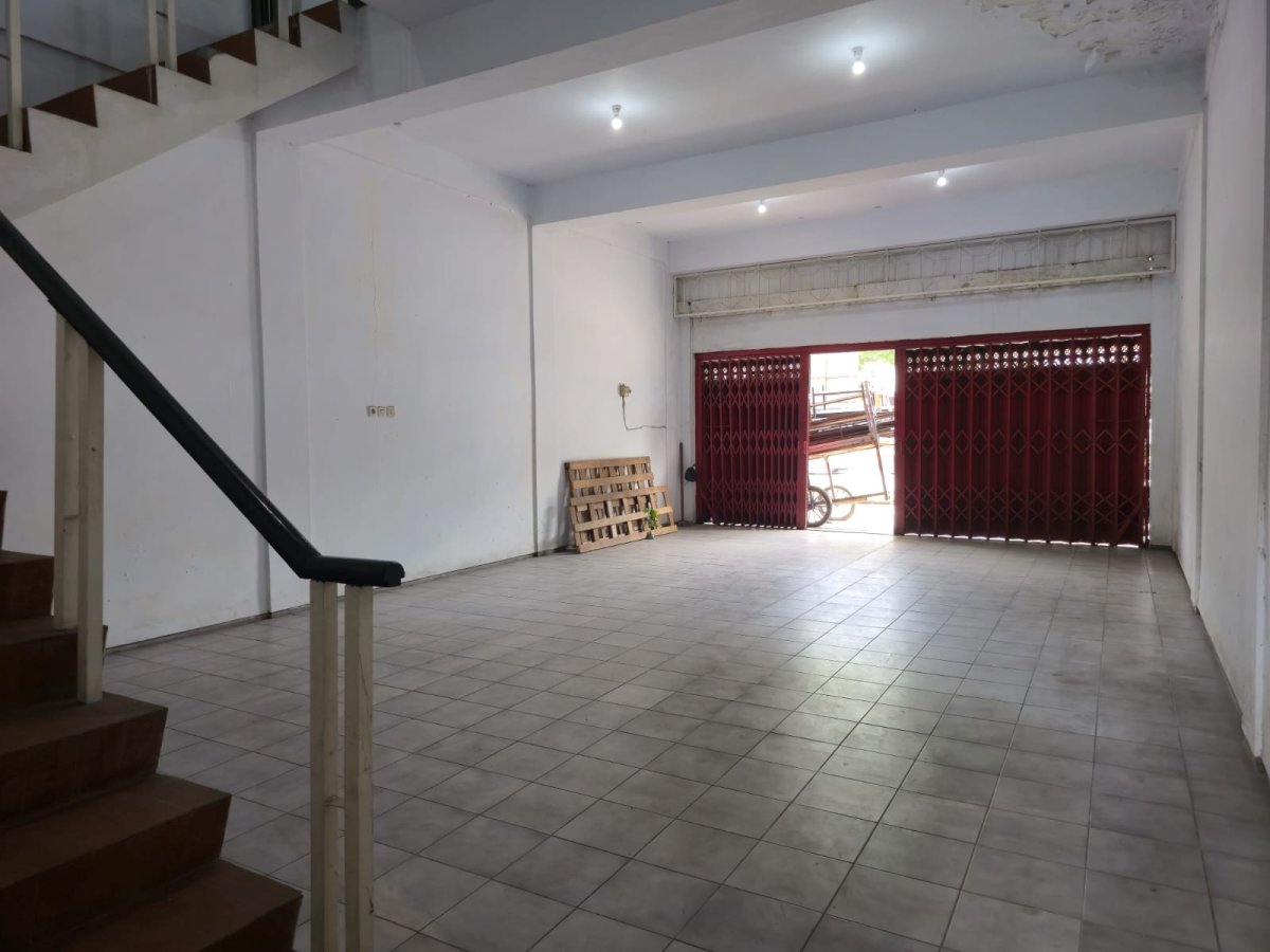 Ruko 2 Lantai Strategis di Jl. Ir. Soekarno Solo Baru - Foto 3