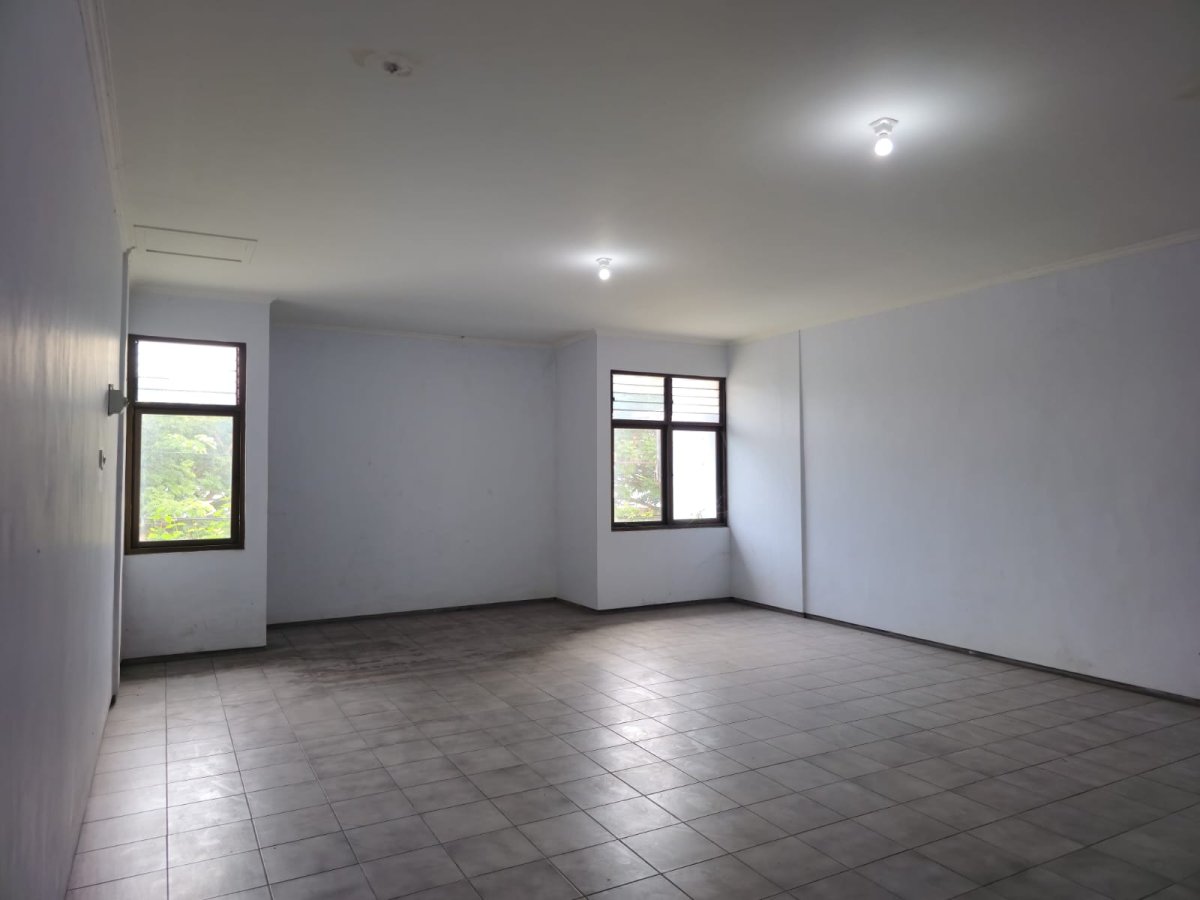 Ruko 2 Lantai Strategis di Jl. Ir. Soekarno Solo Baru - Foto 5