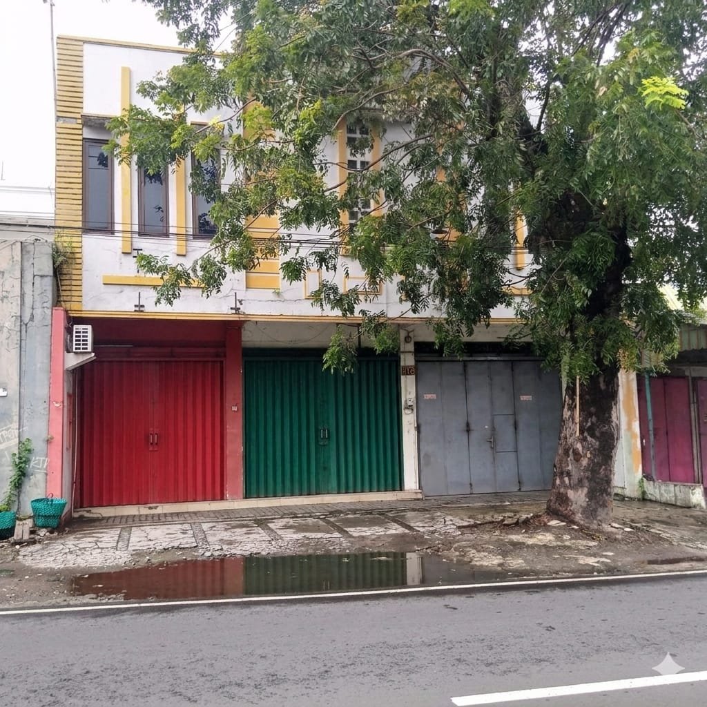 Ruko 2 Lantai Strategis Siap Pakai di Pinggir Jalan Utama di Jebres, Solo